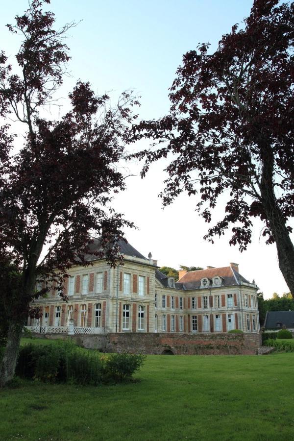 Pavillon De La Garde Holiday home *